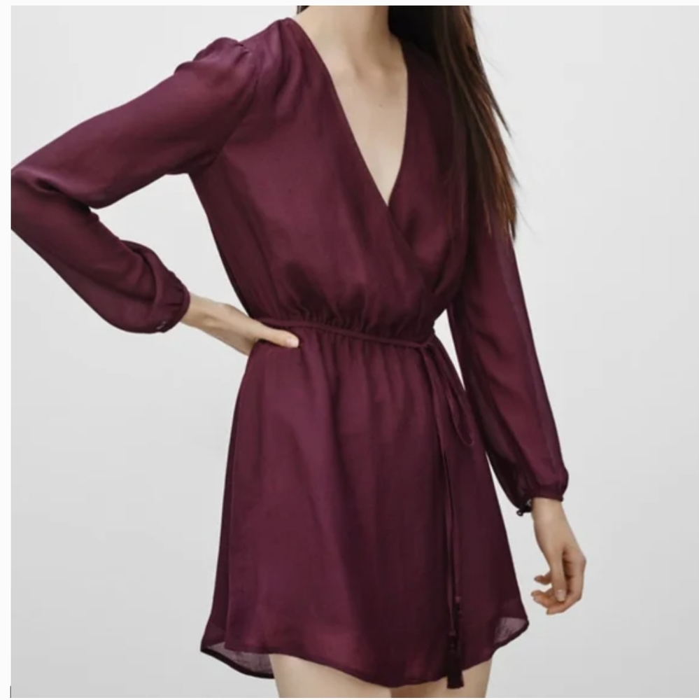 Talula Aritizia Long sleeve Maroon Dress